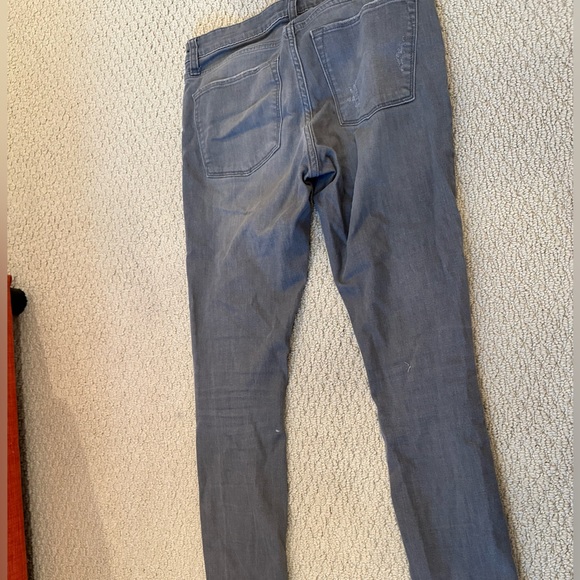 Banana Republic Slim grey distressed jeans - Picture 5 of 5